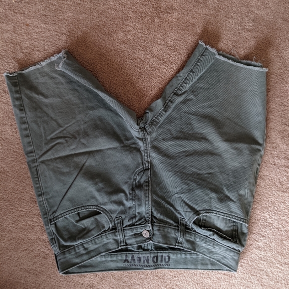 Old Navy Forest Green Khaki Shorts - Picture 2 of 4